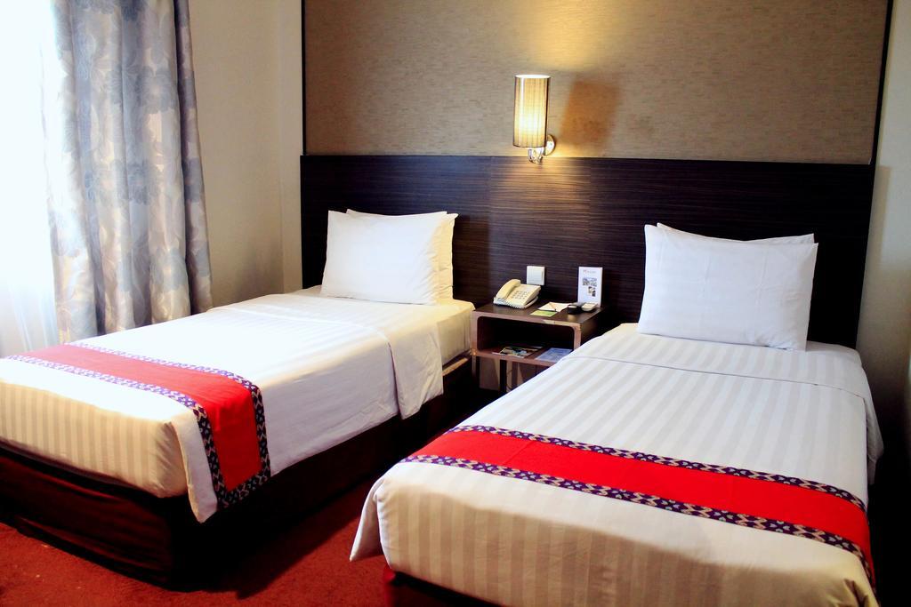 Swiss-Belinn Pangkalanbuun Exterior foto